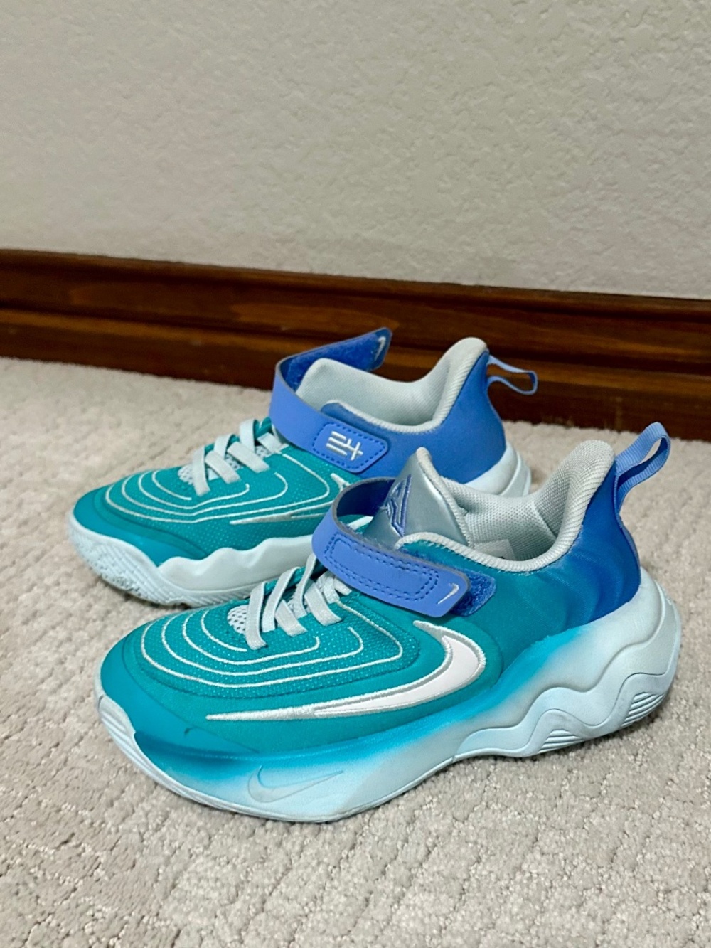 Nike Girls Giannis Immortality 4 Shoes - Picture 1 of 4